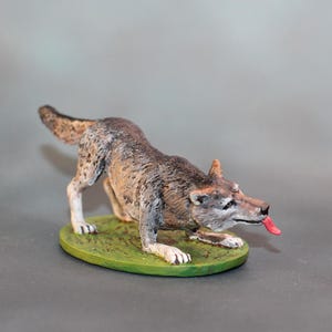 Gray Wolf Model 54mm, 3D Printed Animal Figures, Teacher Gift, 3D Printed Wolf Toy, Hand Painted Miniature, Animal Figurine in Scale 54mm
