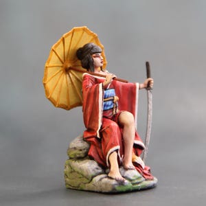 Japan Girl Miniature 54mm, Japanese Folklore, 3D Printed Scale Model, Mens Gift, Japanese Geisha in Kimono with Umbrella, Geisha Miniature