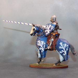 Miniature Figurine of Knight, Resin Model, Resin Miniature, Gift for Collector, 3d Printed Miniature, Printed Action Figure 80mm, Men Gift