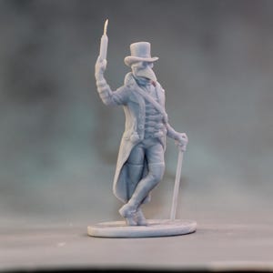Tabletop Decor Figurine, Collectible Shelf Gift, Plague Doctor Figurine, Tabletop Miniatures, Plague Doctor with Injection, Resin Toys 54 mm