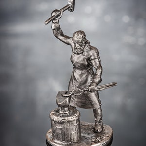 Figurine Metal, Blacksmith with Hammer and Anvil, Tin Toy Soldier 54 mm, Figurine Medieval Sculpture, Miniature Blacksmith with Hammer