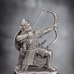 Metal Figurine of Middle Ages Turkish Siege 54 mm, Tin Toy Soldier, Unique Mens Gift, Historical Miniature of Turkish Archer in Scale 1/32