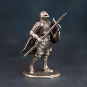 Unpainted Knight Hospitallers, Cast Model Action Figure, Knight in Armor, Middle Ages 1/32 Scale, Toy Soldier 54mm, Tin Metal Miniature Gift