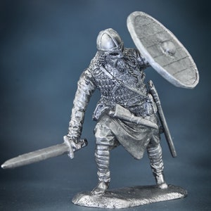 Sculpture Viking 10 Century, Scandinavian Warrior with Shield and Sword, Military Models Toys, Tin Metal Miniature 54mm, Miniature Mens Gift