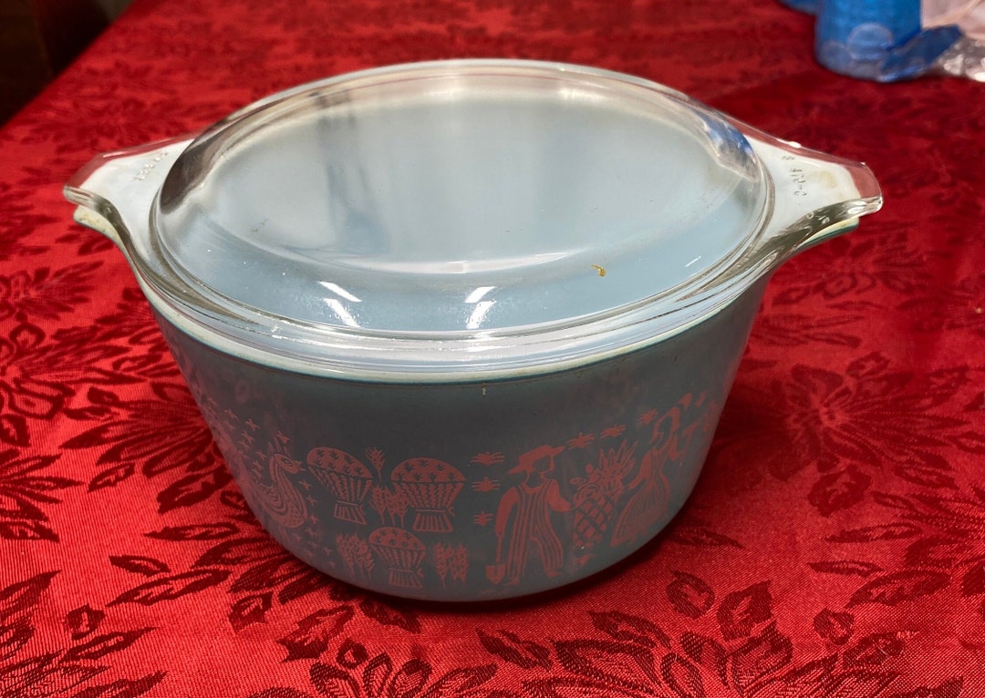 Vintage Pyrex Amish Butter Print Collectable 1 Quart Casserole Dish