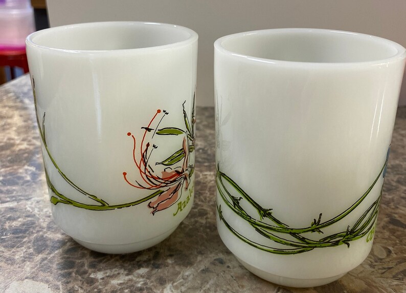 Vintage Retro Milk Glass Cups Anchor Hocking Flowers Coffee Mugs