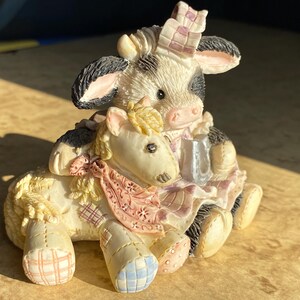 Mary&#39;s Moo Moos figurine