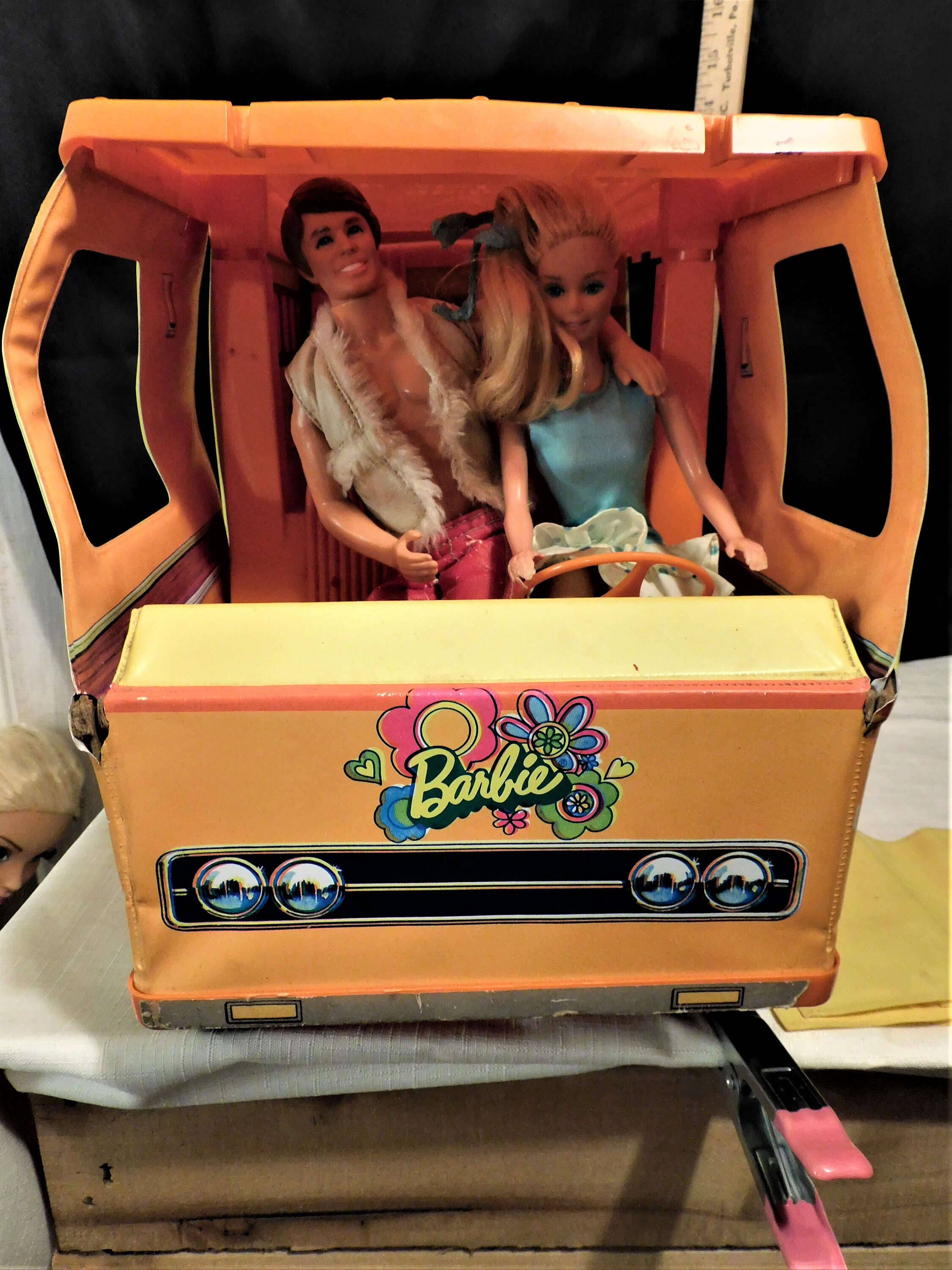 Barbie camping car