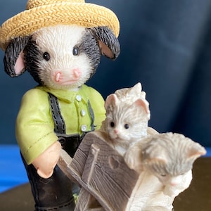 Mary&#39;s Moo Moos figurine