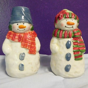 Vintage Charming Snowmen Salt and Pepper Shaker Collectable Table Decor ...