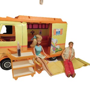 Accessoires maison de poupée Camping Car Vintage Le Toy Van, Jouets en  bois