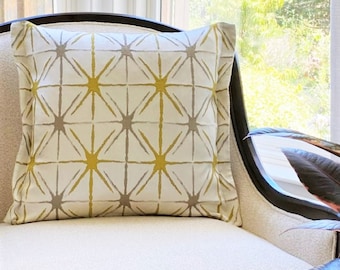 Luxurious 20x20 Neoclassical Diamond Pattern Pillow Cover, Elegant Decorative Accent for Contemporary Homes