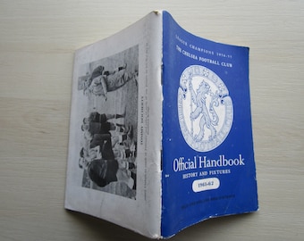 1961-62 Chelsea Football Club Soccer Handbook, Yearbook, Souvenir, Memorabilia