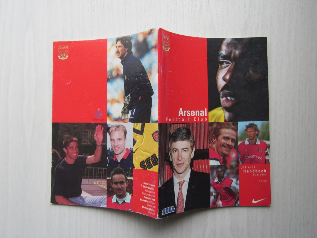 English Football A Fans'Handbook'99-'00