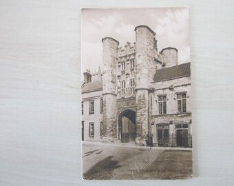 Postcard, The Bishop's Eye, Wells, Kent, England, United Kingdom. Genuine, Original.