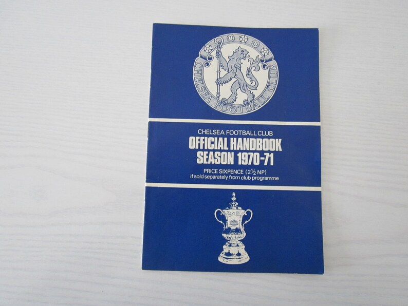 Souvenir Fathers Day Ideal Christmas Gift Annual Birthday Present Yearbook 1970-71 Chelsea Football Club Handbook