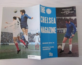 1973/74 Original Chelsea Peter Osgood Original Official Football Magazine Handbook/Yearbook.