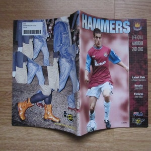 2001-2002 West Ham United Football Soccer Handbook, Yearbook, Souvenir. Ideal Christmas Gift, Fathers Day, Birthday Present.