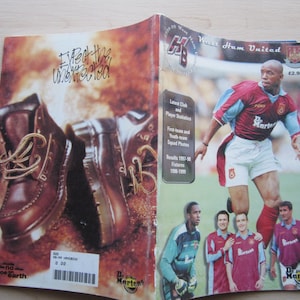 1998-99 West Ham United Football Club Handbook, Yearbook, Souvenir, Memorabilia Ideal Christmas Gift, Fathers Day, Birthday Present