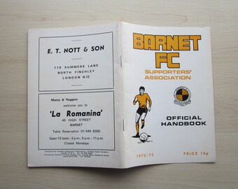1972-73 Original Barnet Football Soccer Supporters Club Handbook, Yearbook, Souvenir. Ideal Christmas Gift, Fathers Day, Birthday Present