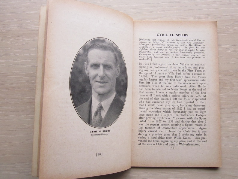 Birthday Present Yearbook Souvenir 1946-47 Norwich City FC Football Club Handbook Fathers Day Ideal Christmas Gift Valentine/'s Day