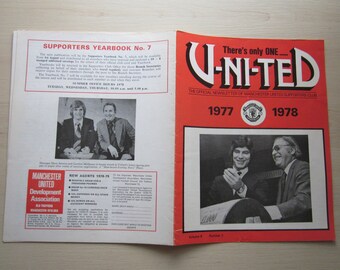 1977-78 Manchester United Football Supporters Club Newsletter Handbook Vol 9 number 3 Christmas Gift Birthday Present For Him