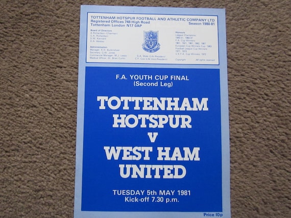 Birthday Present 1959-60 Tottenham Hotspur v Leicester City Football League Div One Match Programme Ideal Christmas Gift Fathers Day