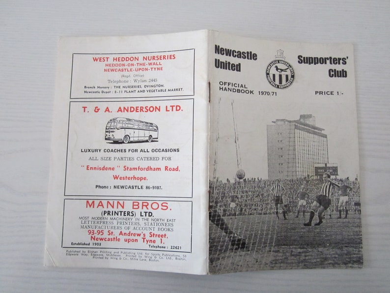 Birthday Present Fathers Day Annual Yearbook 1970-71 Newcastle United Football Supporters Club Handbook Ideal Christmas Gift