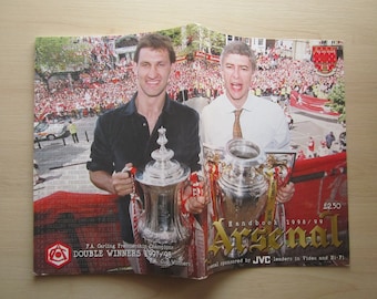 1998-99 Original Arsenal Football Club Handbook, Yearbook, Souvenir, Memorabilia. Ideal Christmas Gift, Fathers Day Birthday Present For Him