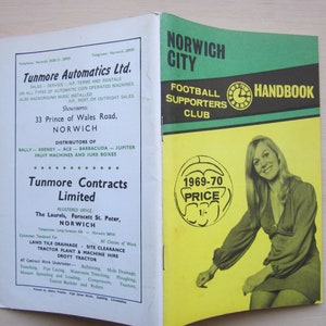 1969-70 Norwich City Football Supporters Club Handbook, Yearbook. Ideal Christmas Gift, Valentine&#39;s Day, Fathers Day, Birthday Present