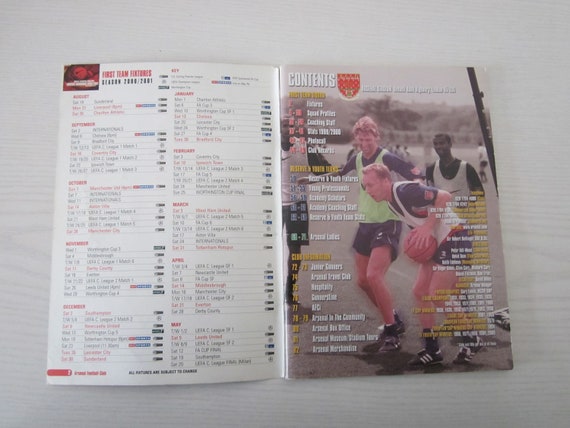 2000-2001 Arsenal Football Club Handbook, Yearbook, Souvenir