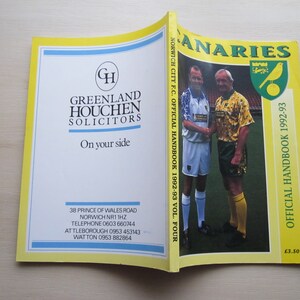 1992-93 Norwich City Football Club Handbook, Yearbook, Annual. Ideal Christmas Gift, Valentine&#39;s Day, Fathers Day, Birthday Present