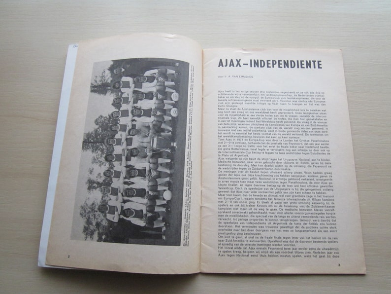 Programme de football de la finale de la Coupe intercontinentale Independiente Ajax 1972. Idéal cadeau de Noël, fête des pères, cadeau d'anniversaire image 3