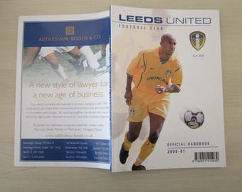 2000-2001 Leeds United FC Football Soccer Handbook Yearbook Annual Souvenir.