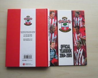 2004-2005 Southampton Football Club Yearbook Handbook Souvenir. Ideal Christmas Gift or Birthday Present For Him