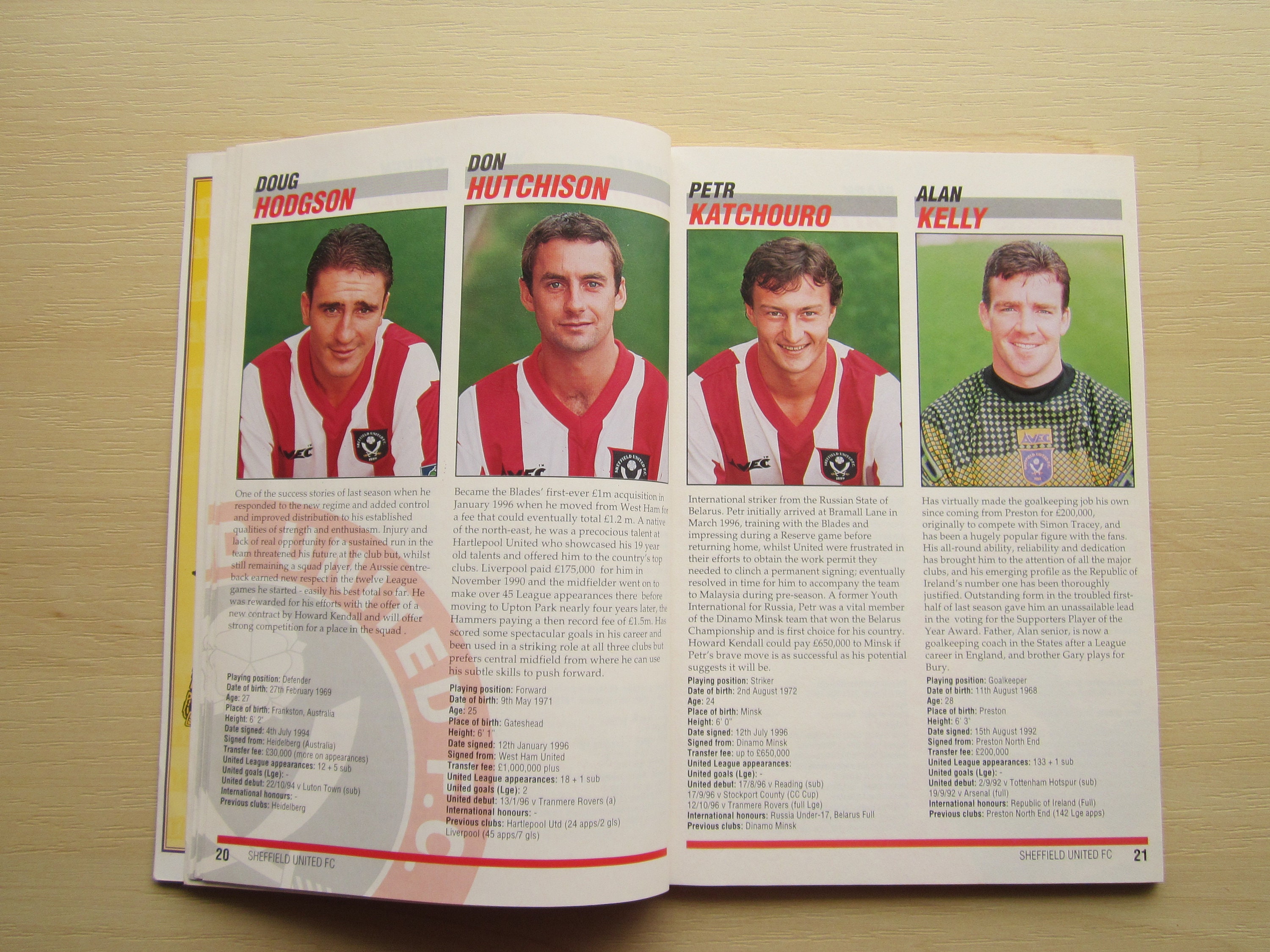 199697 Original Sheffield United Football Club Handbook Etsy