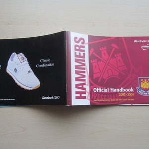 2003-2004 West Ham United Football Club Handbook, Yearbook. Ideal Christmas Gift, Valentine&#39;s Day, Fathers Day, Birthday Present