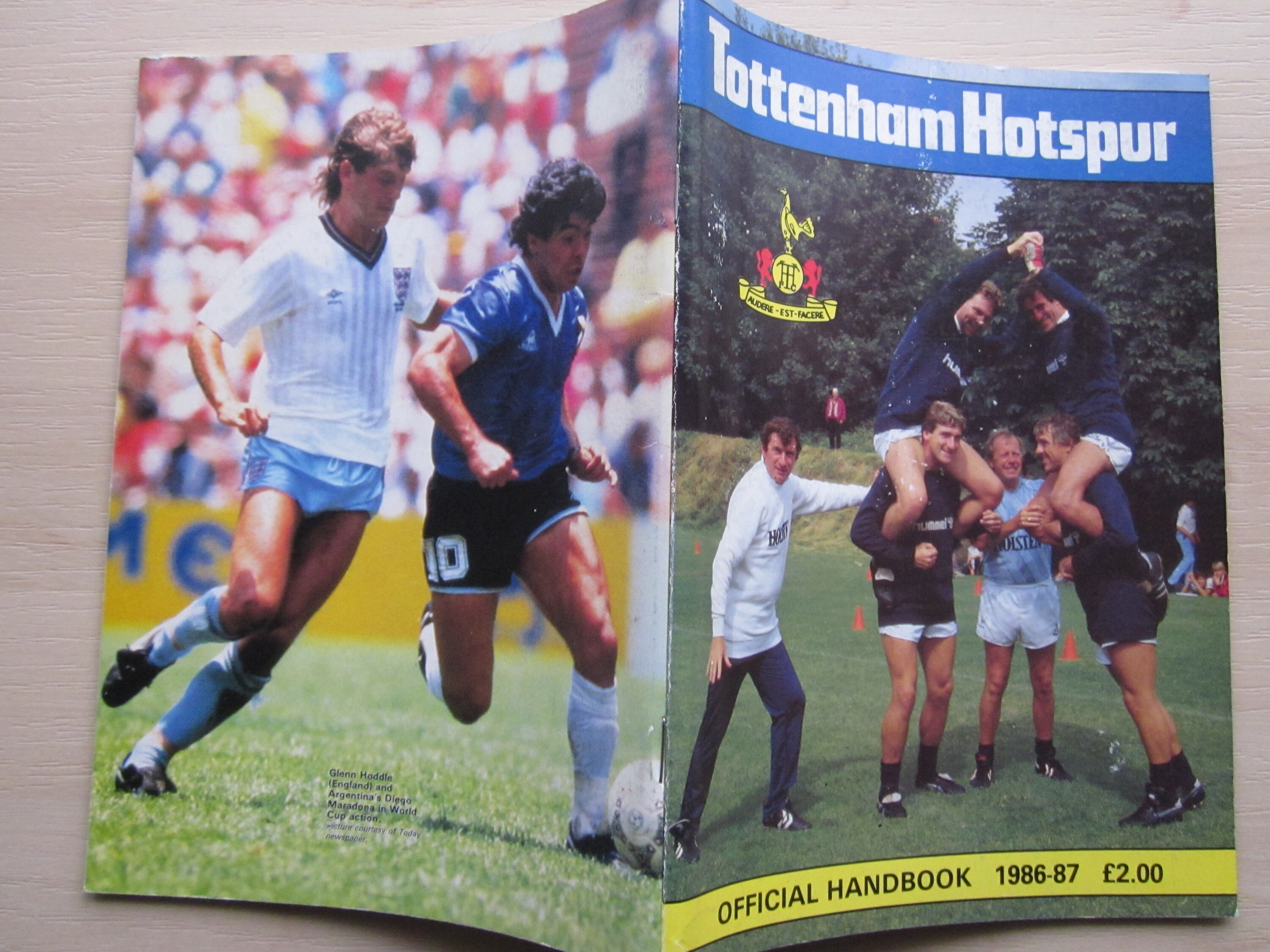 Tottenham Hotspur 1986-87 Home Kit