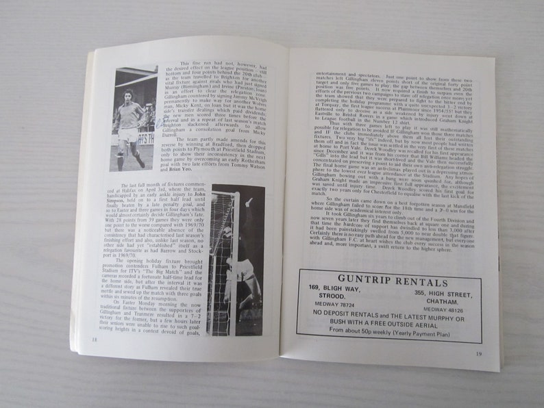 Annual Yearbook SIGNED 1971-72 Gillingham Football Supporters Club Handbook Ideal Christmas Gift Fathers Day Birthday Present