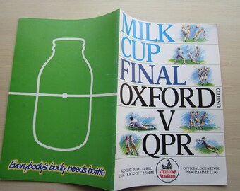 1986 Queens Park Rangers (QPR)  v Oxford United Football Soccer League Cup Final Match Day Programme.