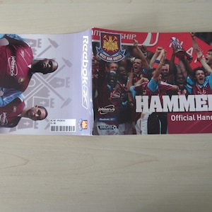 2005-06 Season West Ham United Football Club Handbook, Yearbook, Annual. Ideal Christmas Gift, Valentine&#39;s Day, Birthday Present