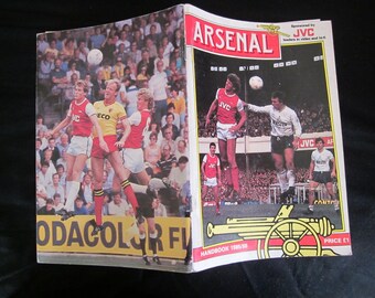 1985-86 Arsenal Football Club Handbook, Yearbook, Souvenir, Memorabilia.