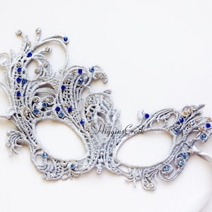 Zilveren masker vrouw met saffierblauwe strassteentjes l NYE-feest l Mardi Gras l Venetiaanse balmaskers