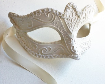 Venetiaans balmasker wit filigraan met glitters