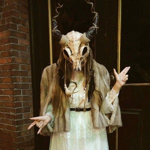 Women Pagan ritual headdress shamon skull headpiece deer antler skull headpiece ancestral ritual ram horns animal skull mask