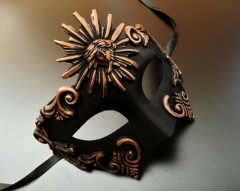 Maschera in maschera da uomo in bronzo, maschera in maschera veneziana del guerriero romano, maschera da ballo del dio del sole, maschera del costume del dio verde, maschera del Mardi Gras