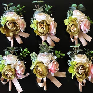 Green Groom Boutonniere Wedding Boutonnieres Vintage Wedding Groomsmen Boutonniere Set of 6 Rose Boutonniere Garden Wedding Flowers