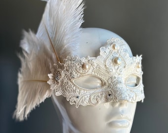 White Women Masquerade Masks - Roaring 20s Mask - White Bridal Mask - Women feather Mask - Venetian Wedding Mask - White