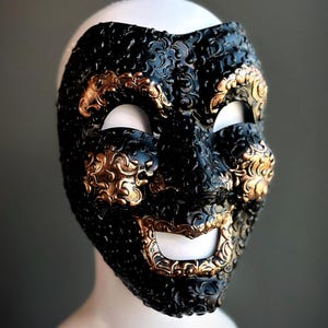 ベネチアンオリジナルマスク。 il_1080xN.5833160106_1hkt.jpg