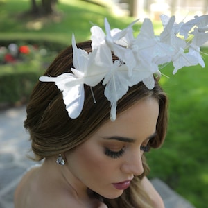bridal headpiece White Butterfly headpiece, white fascinator headband with butterflies, derby hat headpiece, white fascinator hat